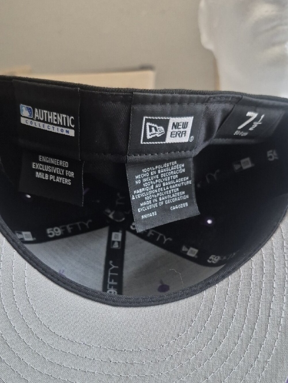 New Era Black and Purple 59FIFTY Fitted Cap - Picture 2 of 9